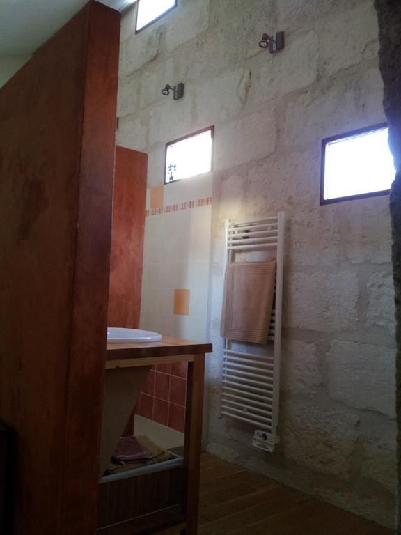 Le Petit Domeynes Apartment Room photo
